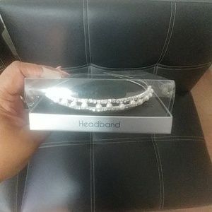 Silver and pearl headband